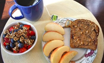 Rebelión en la Mesa - Dietética y Nutrición