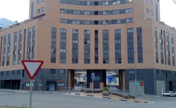 Larráyoz. NUTRICION PREVENTIVA TERAPEUTICA® . AKANTHOS.