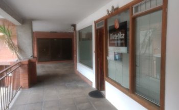 LEIRE EZKURRA Dietista-Nutricionista