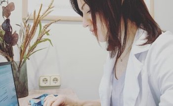 Ester Velasco. Dietista - Nutricionista