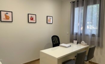 LAURA TELLO DIETISTA-NUTRICIONISTA