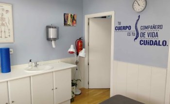 CLINICA DE FISIOTERAPIA LOS ARCOS