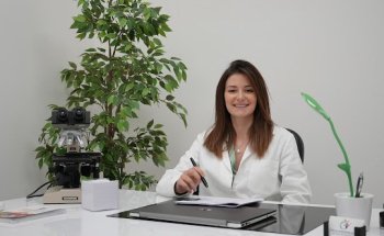 Dott.ssa Alessandra Botta - Biologa Nutrizionista Studio Salerno