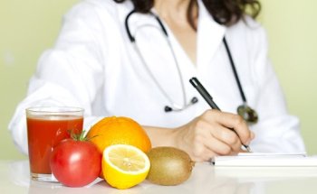 Dott.ssa Simona Asta, Dietista Nutrizionista Clinico Adulti e Bambini Siracusa. Dieta Mediterranea Iperproteica Sportivi