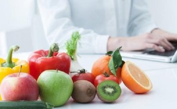 Dott.ssa Silvia Lazzeri Biologa Nutrizionista