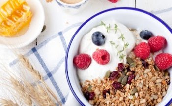 Nutrizionista Adelfia - Dott.ssa Reddavide Rosa, Biologa Specialista in Scienza dell'Alimentazione