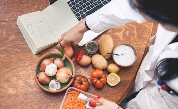 Savioli Dott.ssa Beatrice - Biologa Nutrizionista