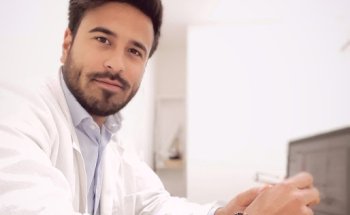 Nutrizionista - Dott. Marty Fierro