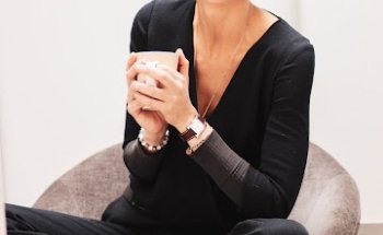 Charlotte GUINAND Pharmacien micronutritioniste. Thérapeute RENATA FRANCA