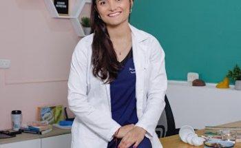 Dra. Karime Amar Escobar