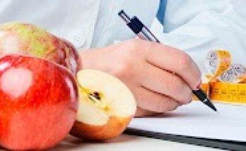 NUTRIÓLOGA CAROLINA HARZBECHER