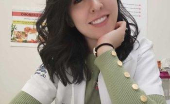 Lic. María Eugenia Martínez de Korres Aguilar, Nutriólogo clínico