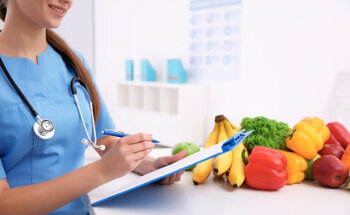 Lic en Nutrición Maria Elisabeth Zambudio