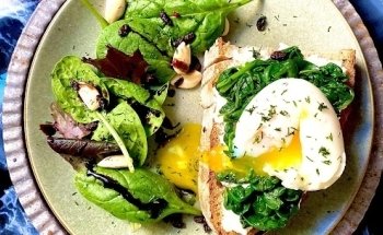 Violette Petroj - Nutritionniste Diététicienne