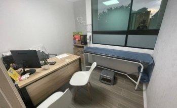 Dr. Andres Felipe Cardona Puerta, Nutricionista