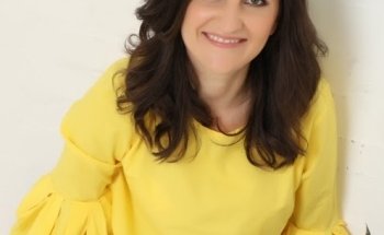 Blossom Nutrition by Gosia Sojka