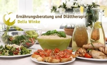 Delia Winke & Team