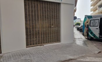 Policlínica Vanesa del Oro