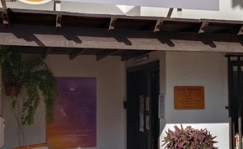 Centro Holístico Alborada (Terapias Naturales, Naturopatía, consultas, masajes, clases)