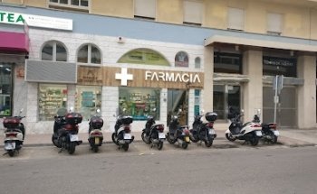 Farmacia Los Ministerios (Lda. María Cabanes del Campo)
