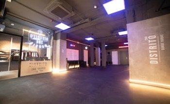 Distrito 280 Madrid Conde Duque - Boutique de Entrenamiento