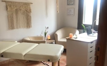 Geni Tirado Terapeuta Holística