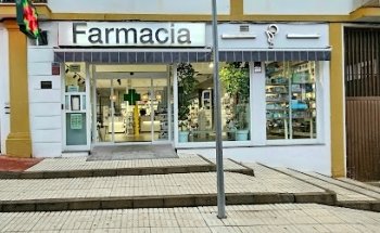 Farmacia CENTRO Guillena Junto al Centro de Salud