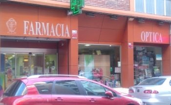 Farmacia Optica Omedas Moros CB