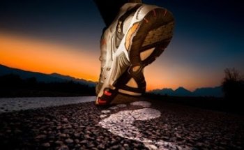 CLÍNICA PODOLYMPICS: PODOLOGO, FISIO,LOGOPEDIA Y NUTRICIÓN