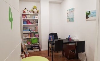 Clínica Áurea - Logopedia, Psicología, Voz, Nutrición y Fisioterapia