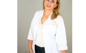 Clínica Dra Yamila Salinas SKINMEDIC MEDICINA ESTÈTICA SLP