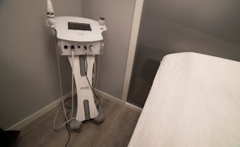 Clínica Dorsia Cirurgia i Medicina Estètica