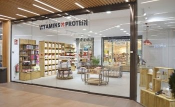 Tienda de Nutrición Vitamins Protein Málaga CC Los Patios
