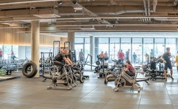INJOY Fitnessstudio Krems
