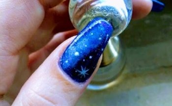 Moni's Nails & Bodyforming