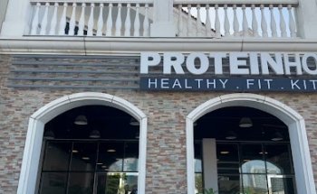 PROTEIN HOUSE JUMEIRAH HEALTHY • FIT • KITCHEN