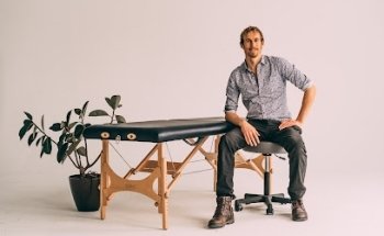 OptimumOsteo - Ostéopathe Montréal Plateau Mont-Royal - Janeck Olczyk