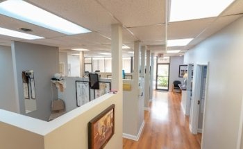 Cardwell Chiropractic Clinic: Dr. Sinan Feidy