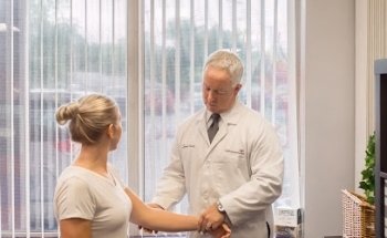 Healthcare Complete Back and Neck Pain Center