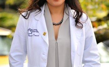 Holistique Medical Center & IV Lounge