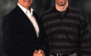 Willoughby Chiropractic Center: Mc Laughlin Patrick DC