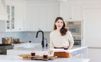 To The Pointe Nutrition- For Dancers