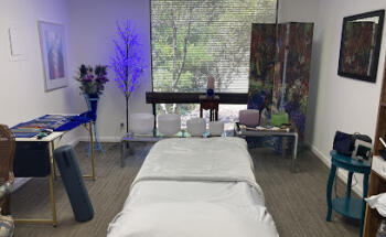 Nini Guerard Acupuncture and Healing Clinic