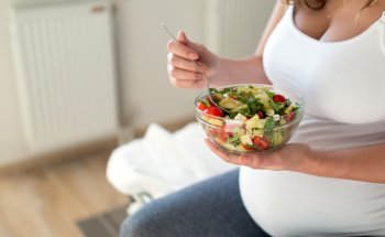 Stephanie Baqué - Eat Care Love