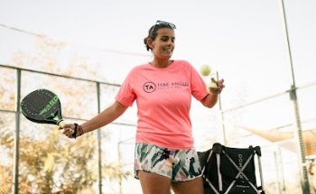 ESCUELA DE PADEL TERE ANILLO