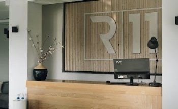 Riviera 11 Sport Club