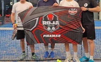 Canchas de padel techadas roja padel