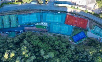 Tennis Club Les Acacias | Tennis & Padel & Calcetto & Piscine & Snack