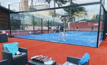 AT MORGANA PADEL CLUB