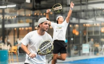 Peakz Padel Eindhoven Vijfkamplaan | Padelclub